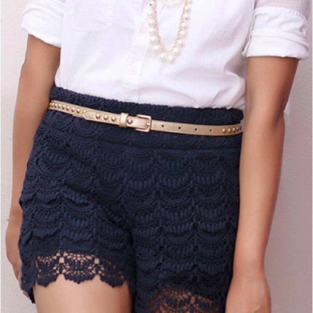 LOFT Riviera Shorts Navy Lace with Scalloped Edge, Size 12 EUC
